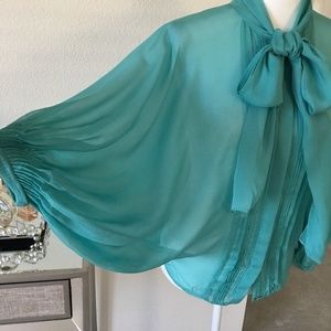 Diane Von Furstenburg silk Joanne dolman top